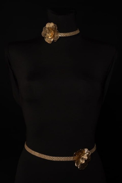 Choker bismark z kwiatem (C23/FSH/08AU) Choker bismark z kwiatem (C23/FSH/08AU)
