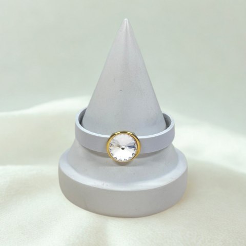 Skórzana, biała bransoletka z kryształem Primero (B24/JES/77AU)